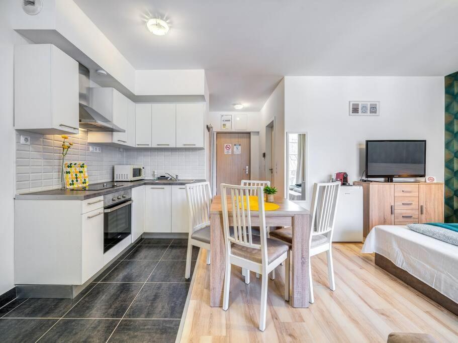 Elagant City Nest Two Budapest Ngoại thất bức ảnh