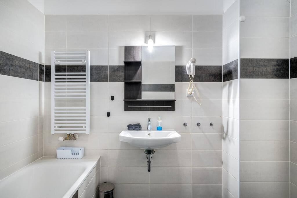Elagant City Nest Two Budapest Ngoại thất bức ảnh